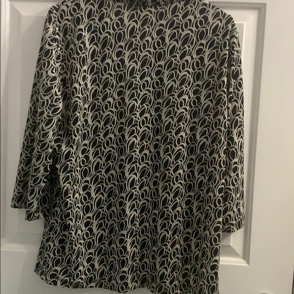 JOHN PAUL RICHARD LARGE BLACK & WHITE TOP - Picture 8 of 9